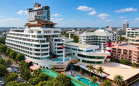 فندق A-One The Royal Cruise Pattaya